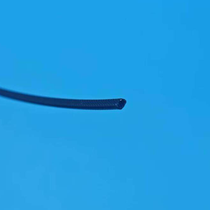 Tube tressé irrégulier Tube tressé irrégulier